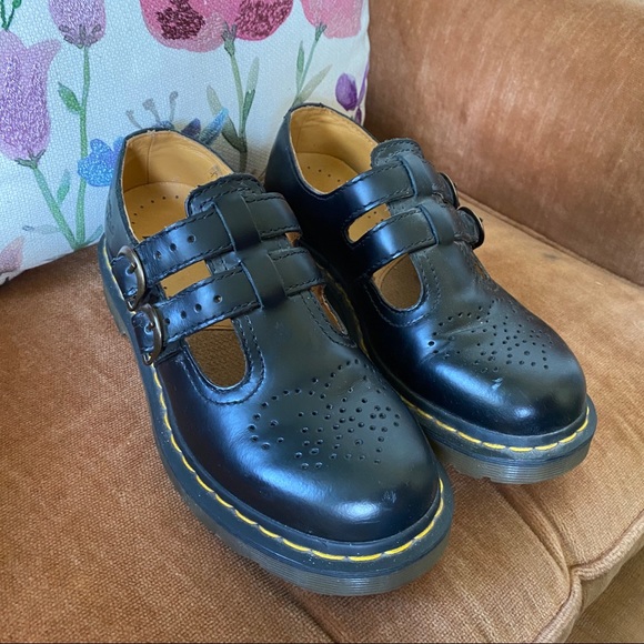 Dr. Martens Shoes - Doc martens